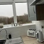 Hébergement de vacances Charm ,3 Bedrooms , 4 Beds,2 Bathrooms Clifden