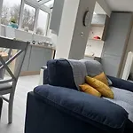 Charm ,3 Bedrooms , 4 Beds,2 Bathrooms Hébergement de vacances Clifden