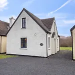 Hébergement de vacances Charm ,3 Bedrooms , 4 Beds,2 Bathrooms Clifden