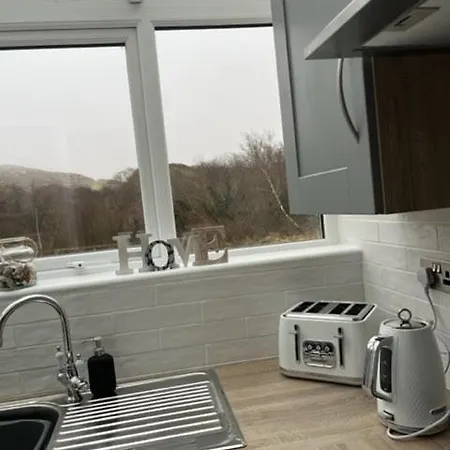 Ferienhaus Charm ,3 Bedrooms , 4 Beds,2 Bathrooms Clifden