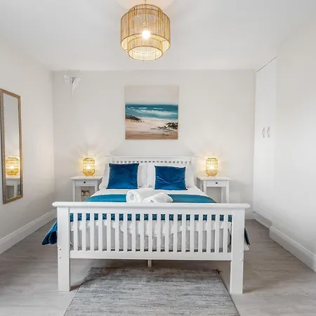 度假居 Charm ,3 Bedrooms , 4 Beds,2 Bathrooms