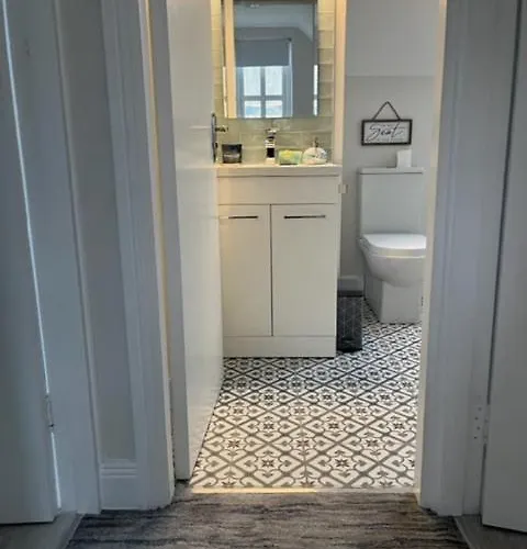 度假居 Charm ,3 Bedrooms , 4 Beds,2 Bathrooms *