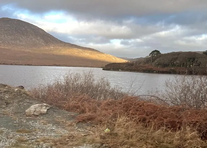 Charm ,3 Bedrooms , 4 Beds,2 Bathrooms 度假居 *