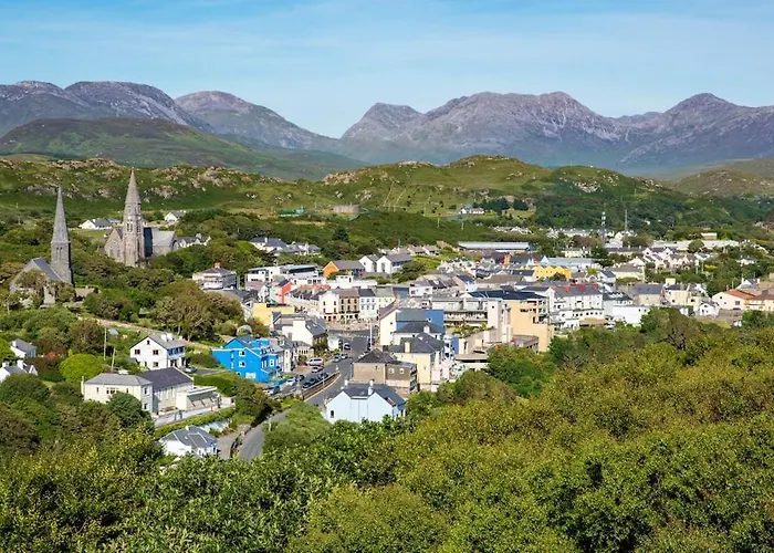 度假居 Charm ,3 Bedrooms , 4 Beds,2 Bathrooms 克利夫登