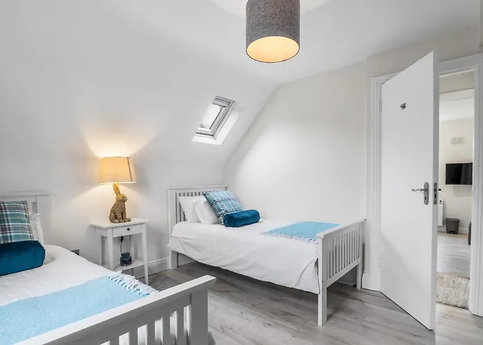 度假居 Charm ,3 Bedrooms , 4 Beds,2 Bathrooms 克利夫登