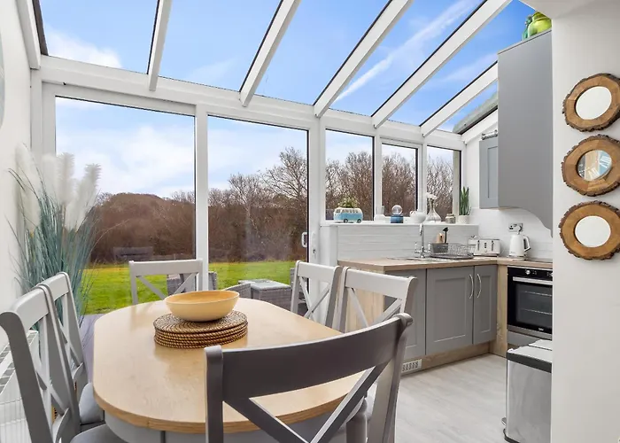 度假居 Charm ,3 Bedrooms , 4 Beds,2 Bathrooms 克利夫登